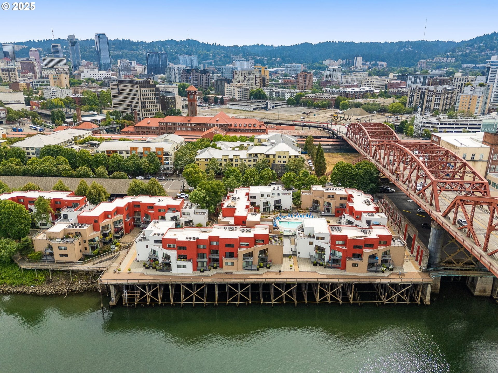 Naito Pkwy, Portland, OR 97209