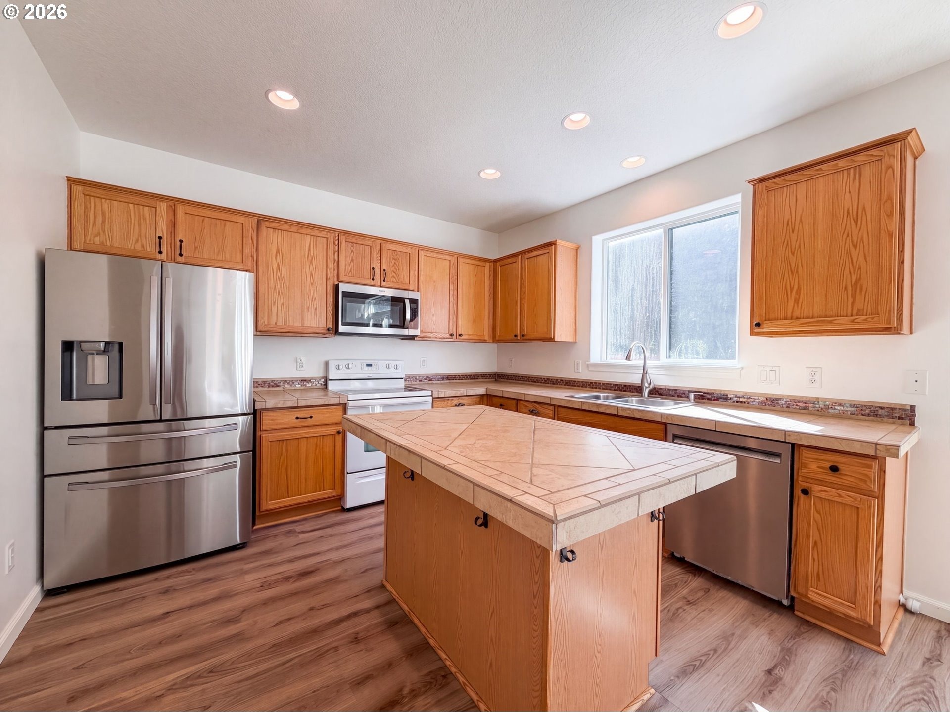Sturgeon St, Scappoose, OR 97056 #1
