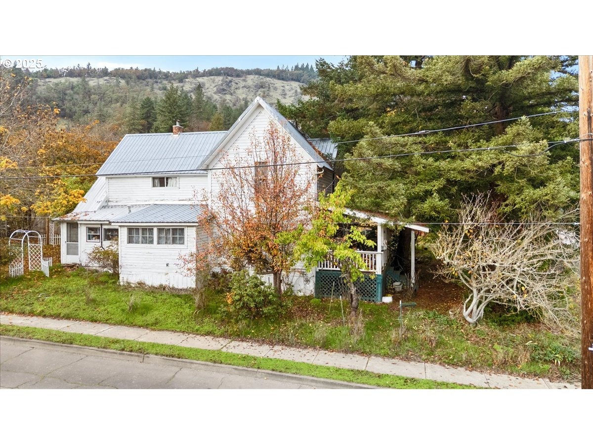 Nichol Ave, Myrtle Creek, OR 97457 #1