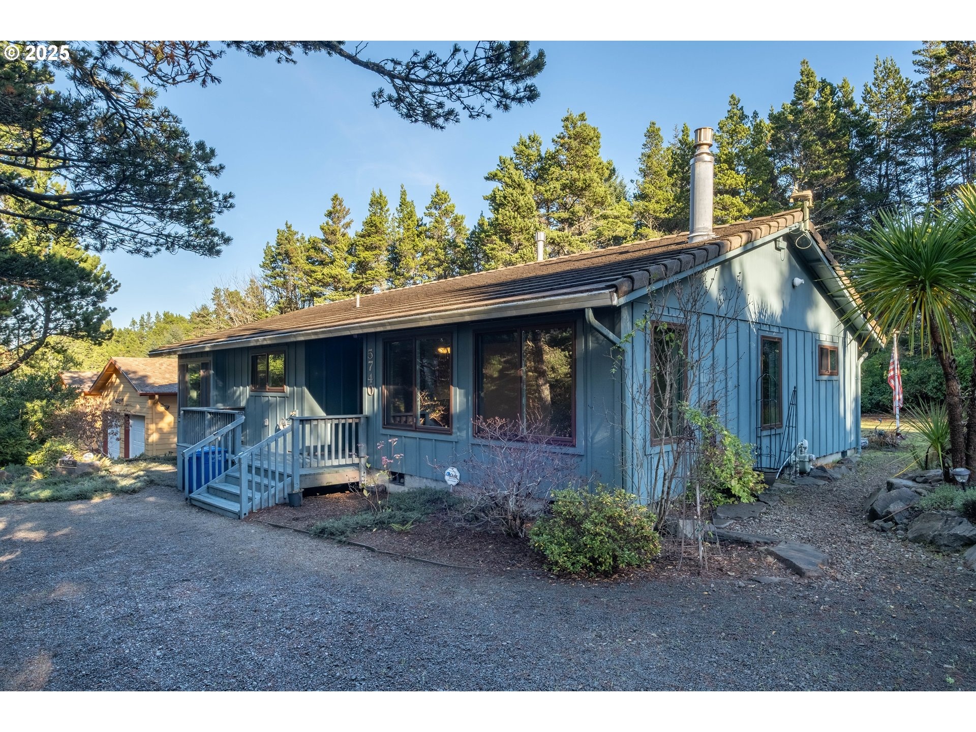 Palisades Dr, Lincoln City, OR 97367