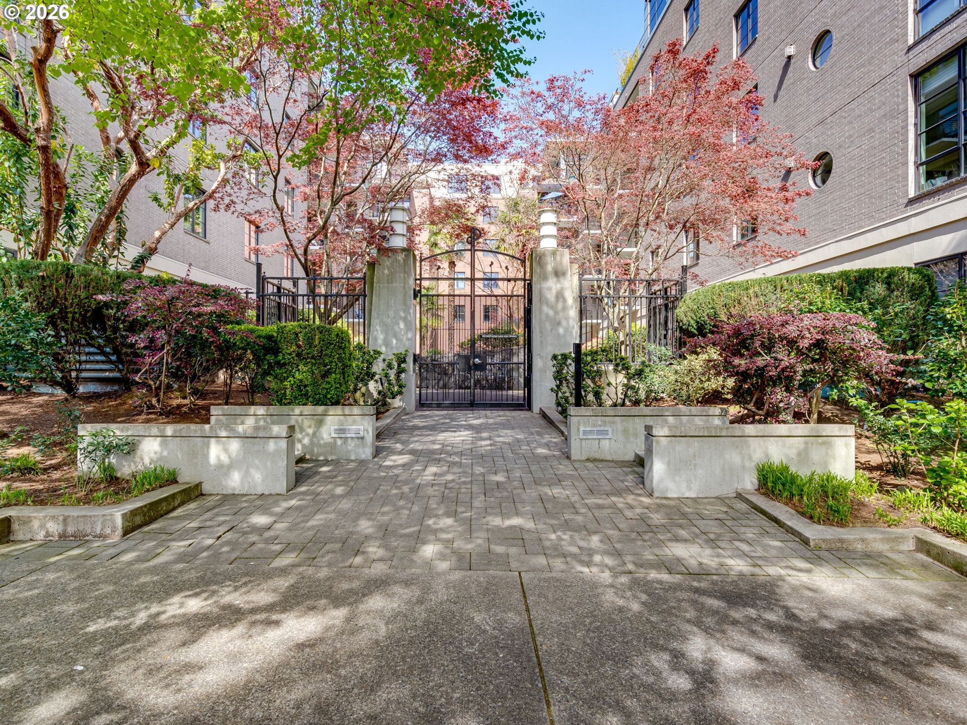 11th Ave, Portland, OR 97209 #1