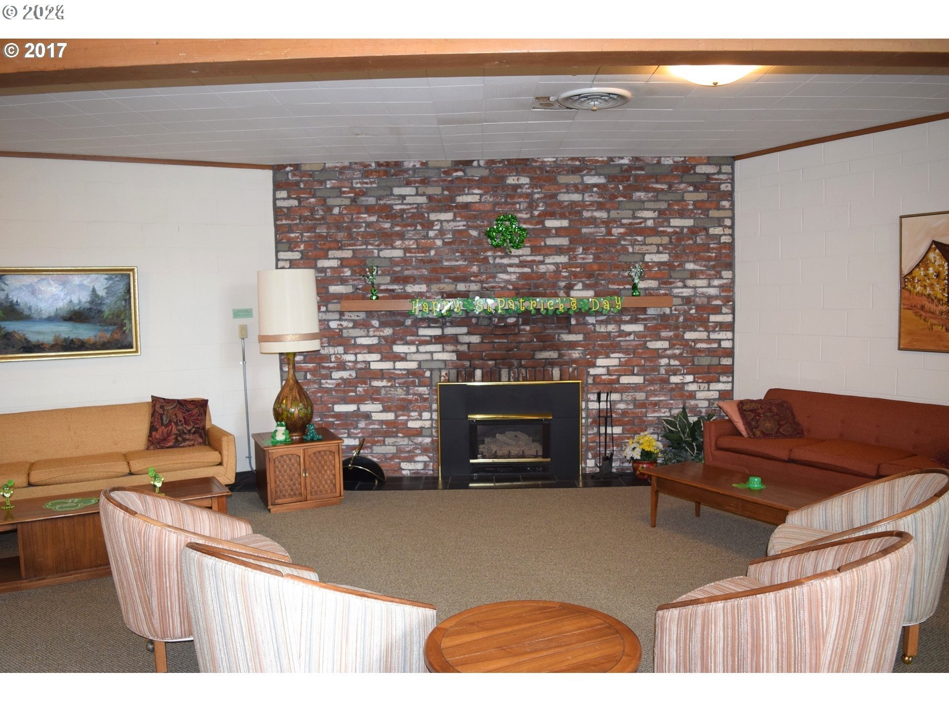 Main St, Portland, OR 97233 #1
