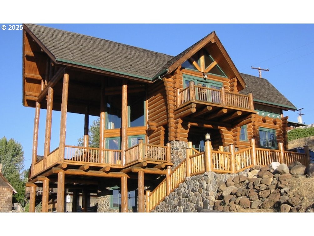 Elrod Ave, Maupin, OR 97037
