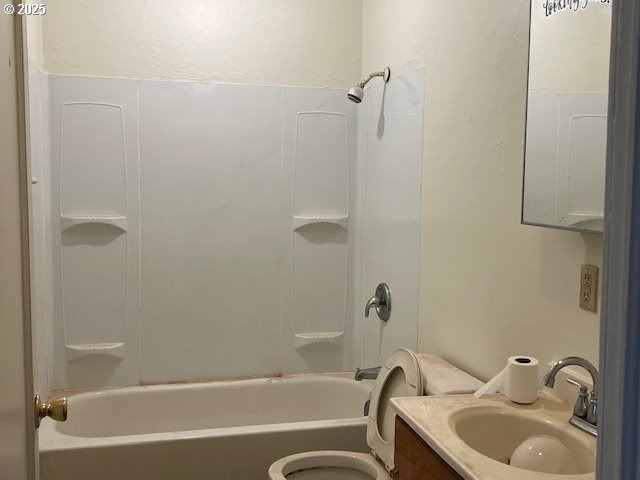 Ivy St, Canby, OR 97013