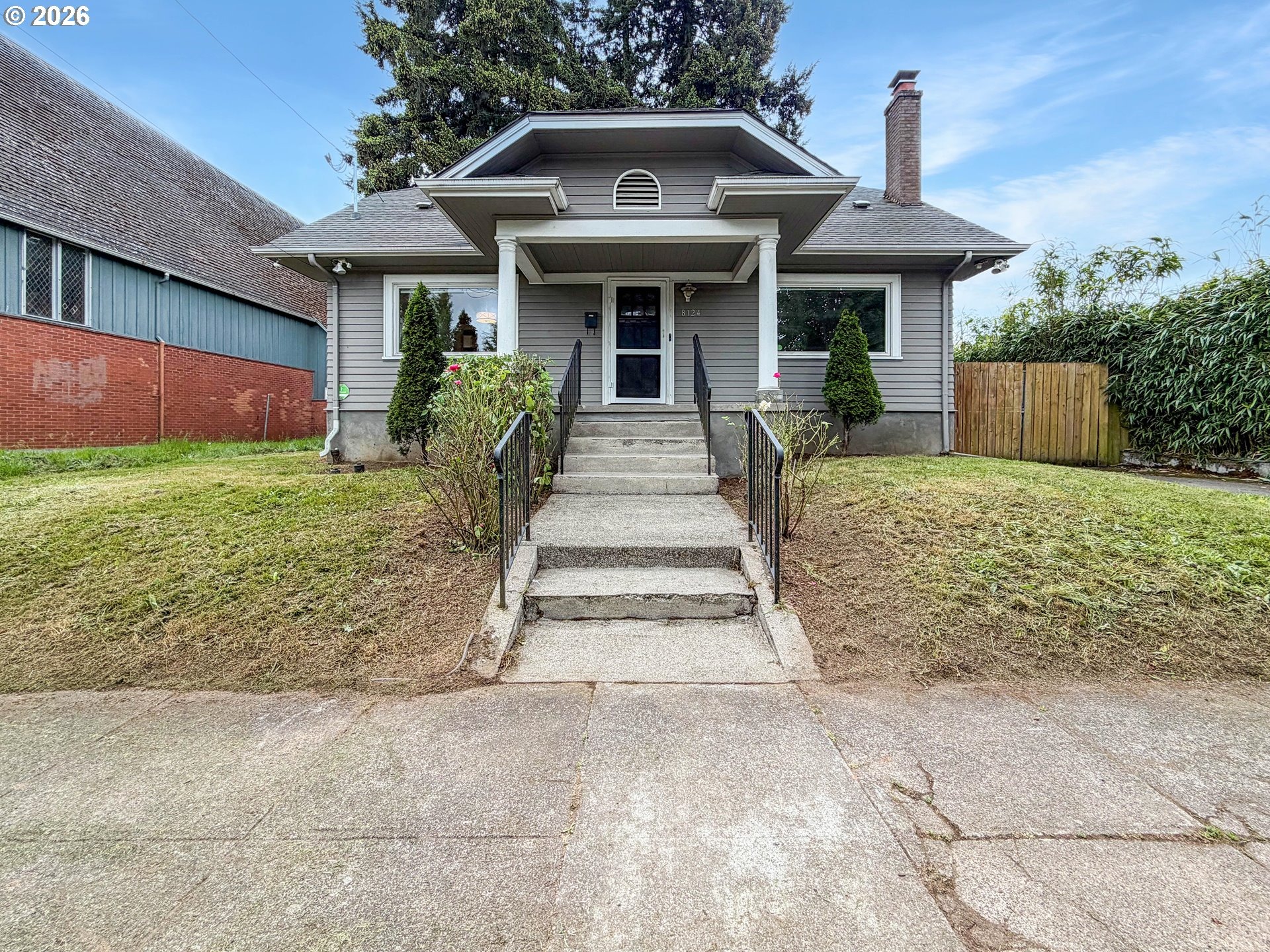 Ash St, Portland, OR 97215