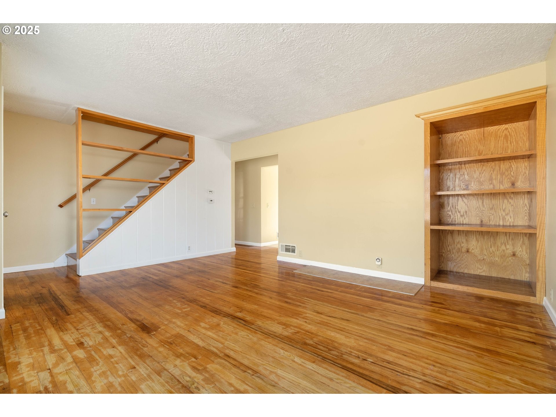 Glisan St, Portland, OR 97220 #1