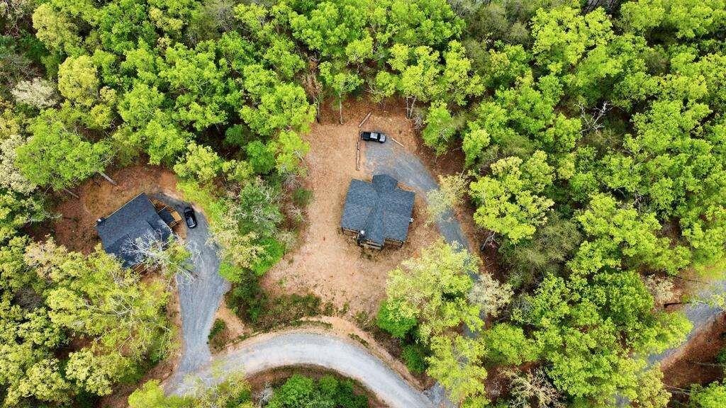 Lees Ride , Mc Caysville, GA 30555