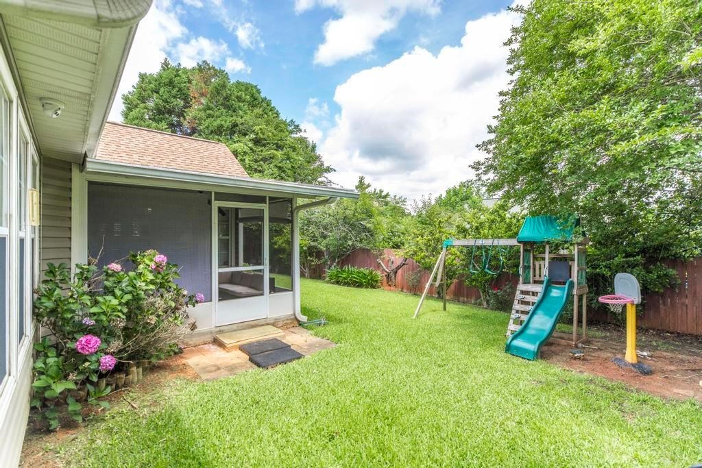 Galaxy Ave, Bonaire, GA 31005