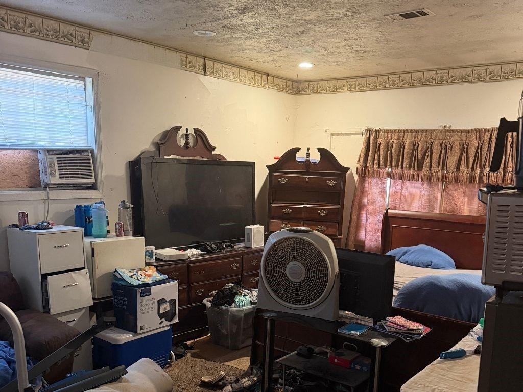 Williamsburg Dr, Decatur, GA 30034