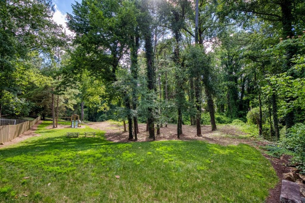 Brookline Cir, Brookhaven, GA 30319