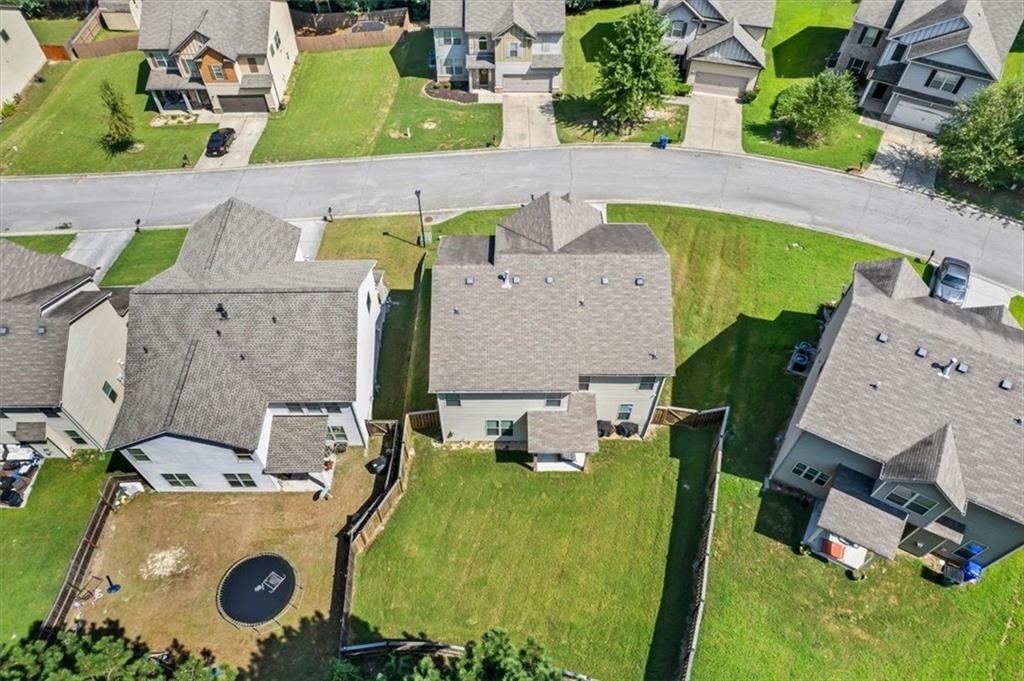 Jessica Ln, Fairburn, GA 30213