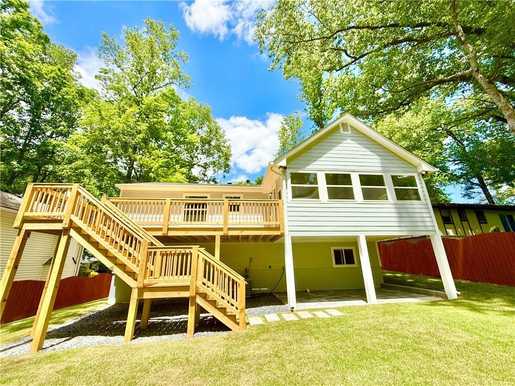 Lake Dr, Snellville, GA 30039