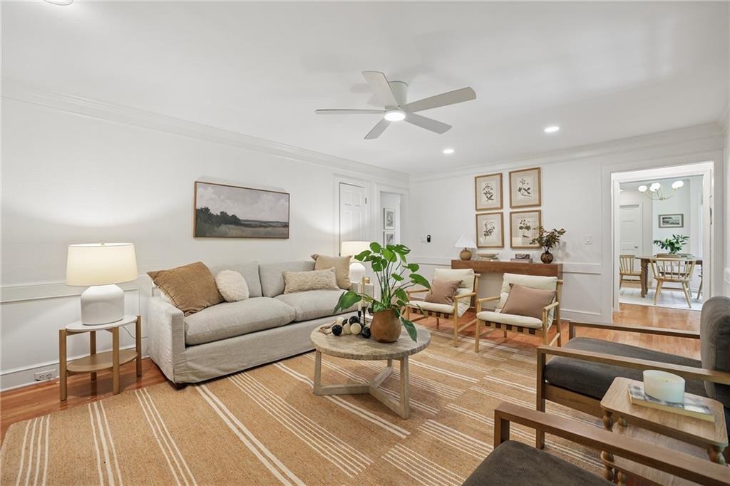Carriage Station Cir, Roswell, GA 30075