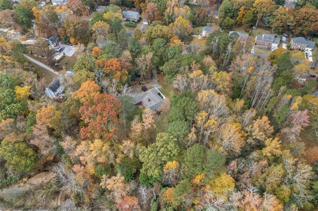 Lost Grove Dr, Lilburn, GA 30047