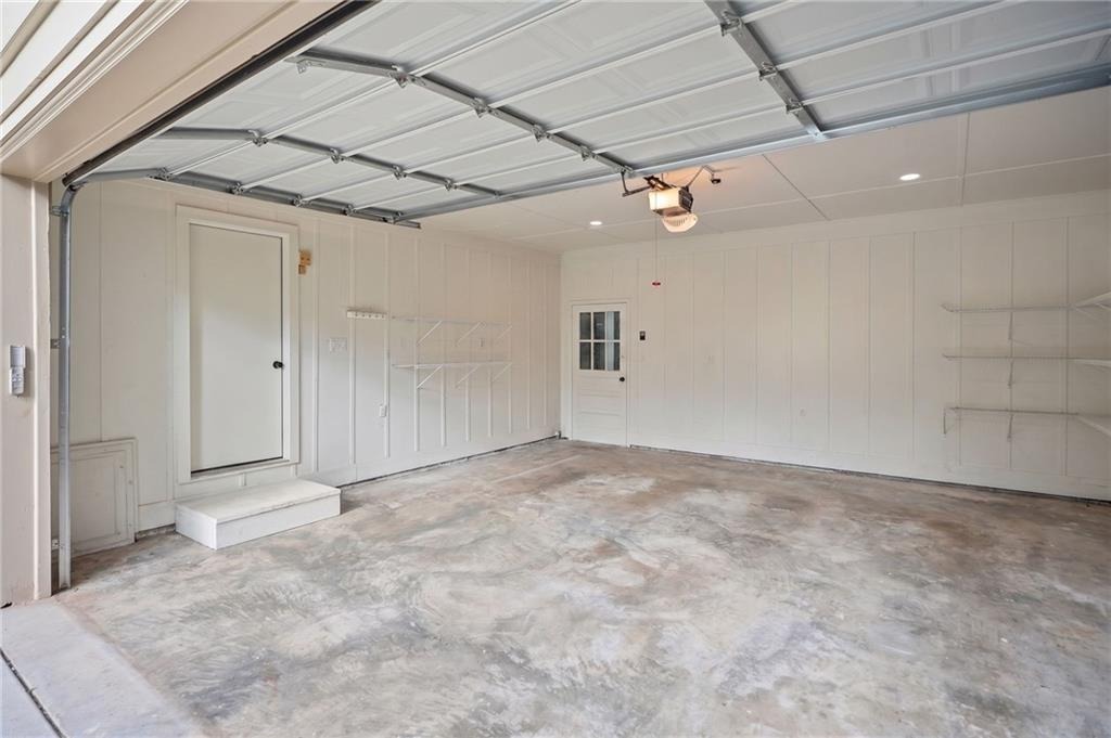 Helmsdale Dr, Atlanta, GA 30345