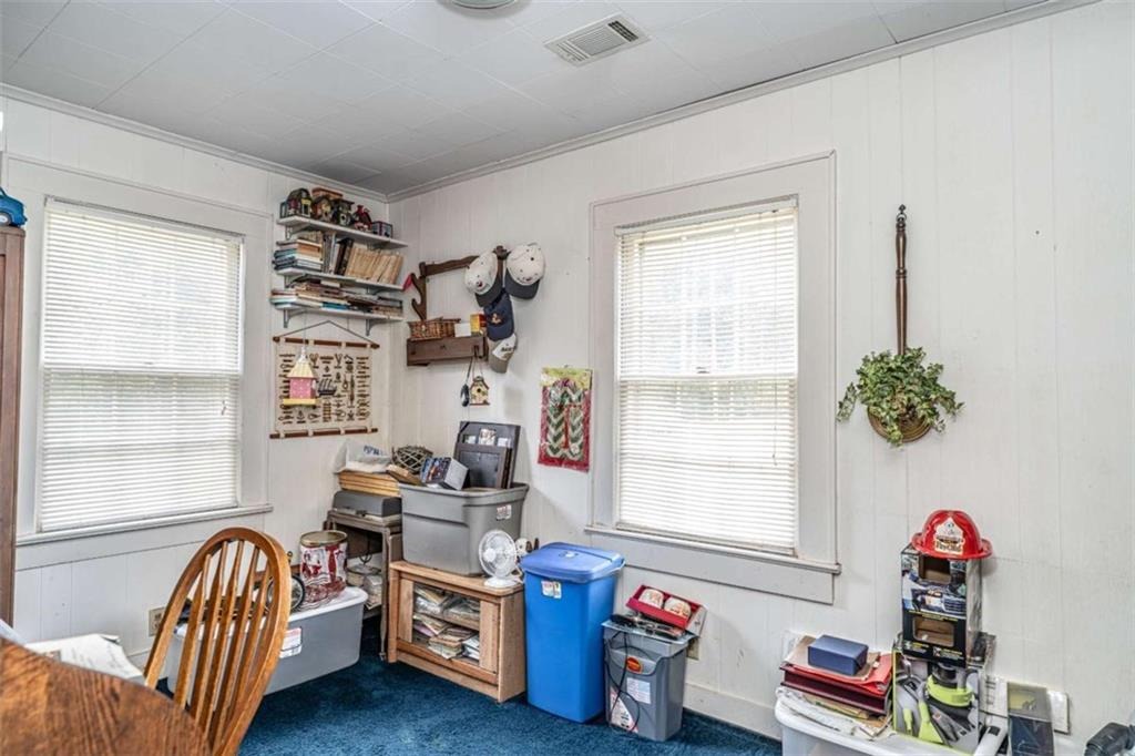 Spring Cir, Lindale, GA 30147