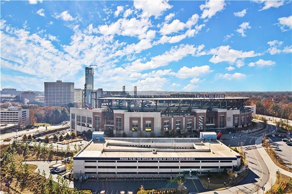 Riverbend Club Dr, Atlanta, GA 30339
