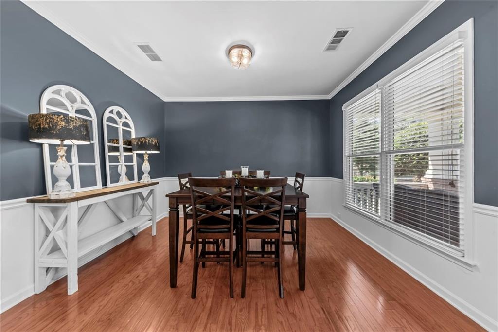 Brookstone Cir, Flowery Branch, GA 30542
