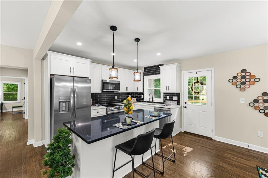 Downs Dr, Atlanta, GA 30311