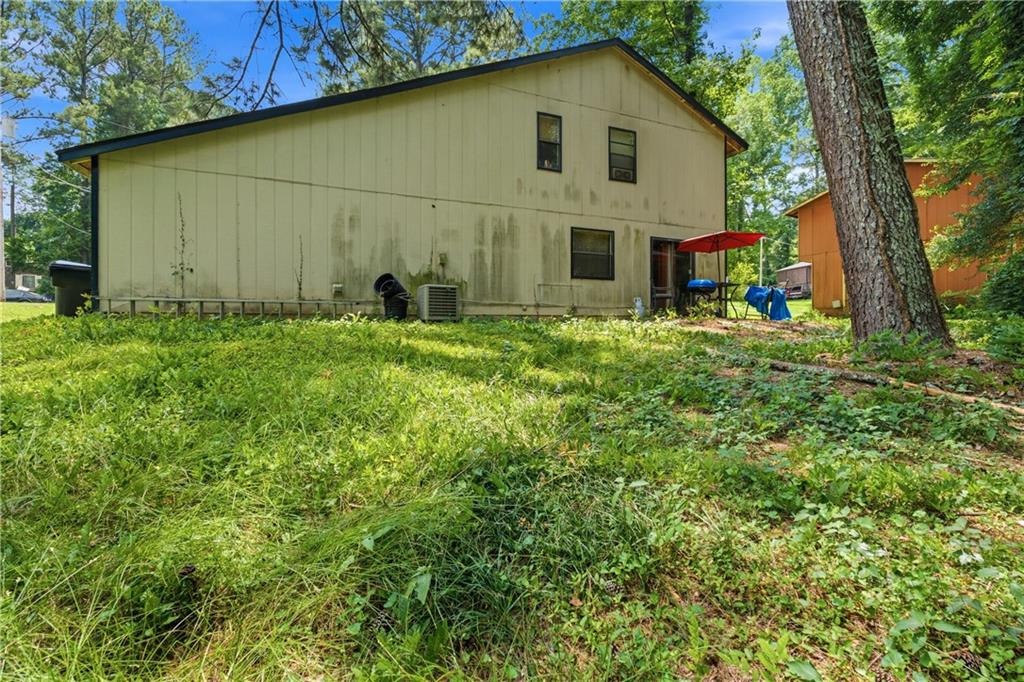 Brookstone Ct, Ellenwood, GA 30294