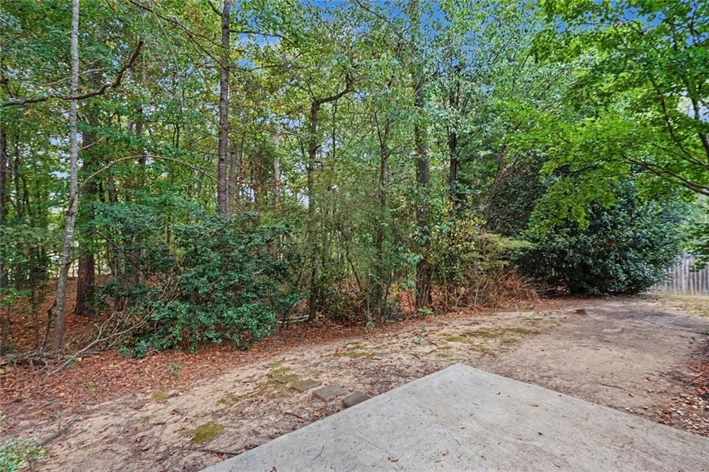 Crested View Dr, Loganville, GA 30052