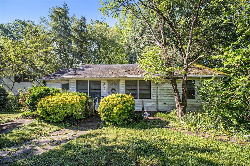 Perry Blvd, Atlanta, GA 30318