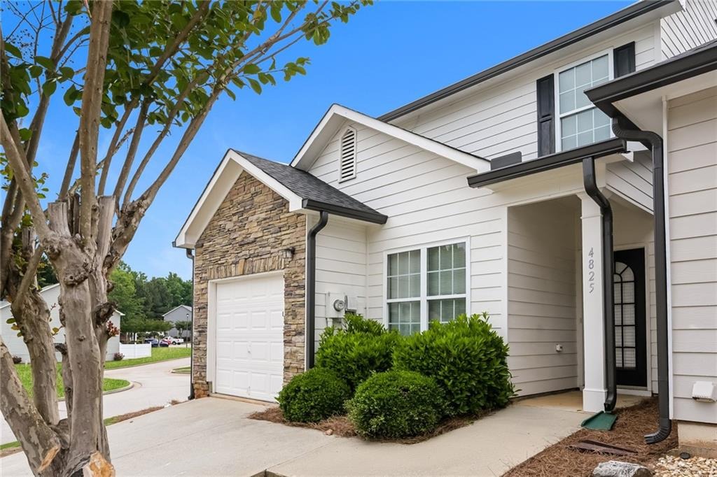 Tangerine Cir, Oakwood, GA 30566