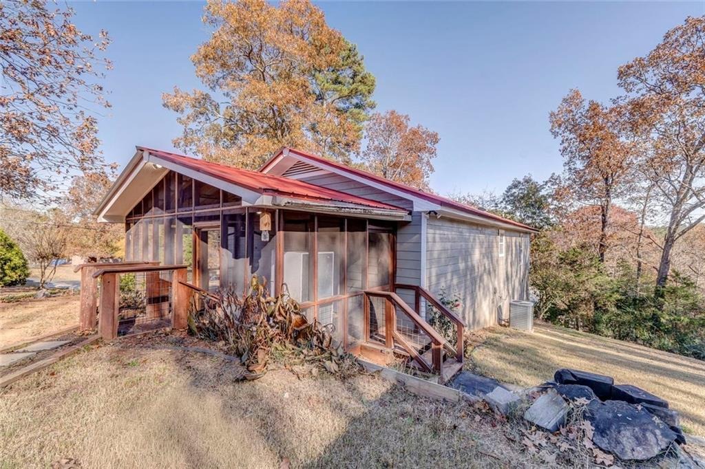 May St, Adairsville, GA 30103