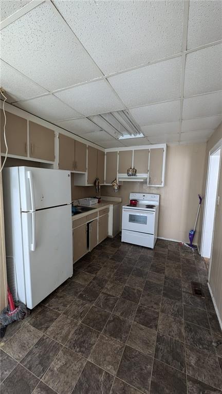 Villa Esta Cir, Macon, GA 31206