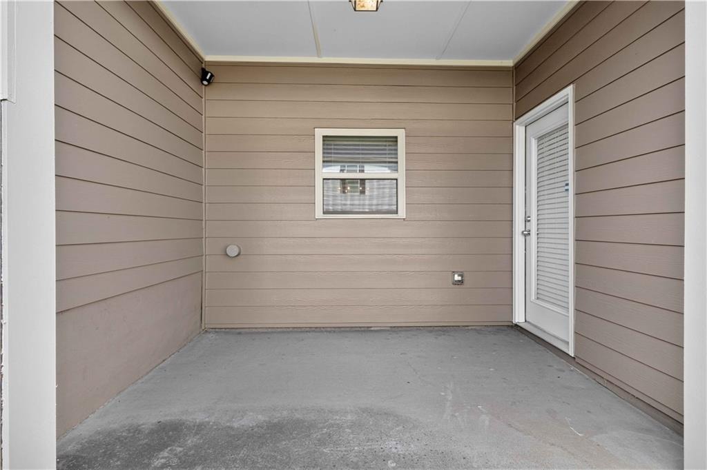 Fern Bay Dr, Atlanta, GA 30331