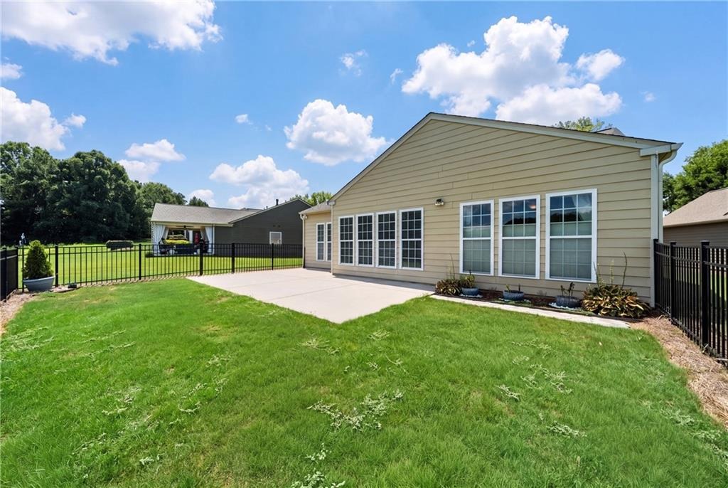 Beacon Ct, Griffin, GA 30223 #1