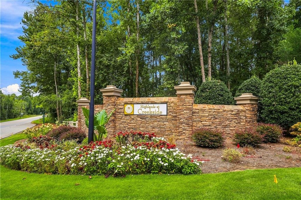 Creekside Way, Hiram, GA 30141