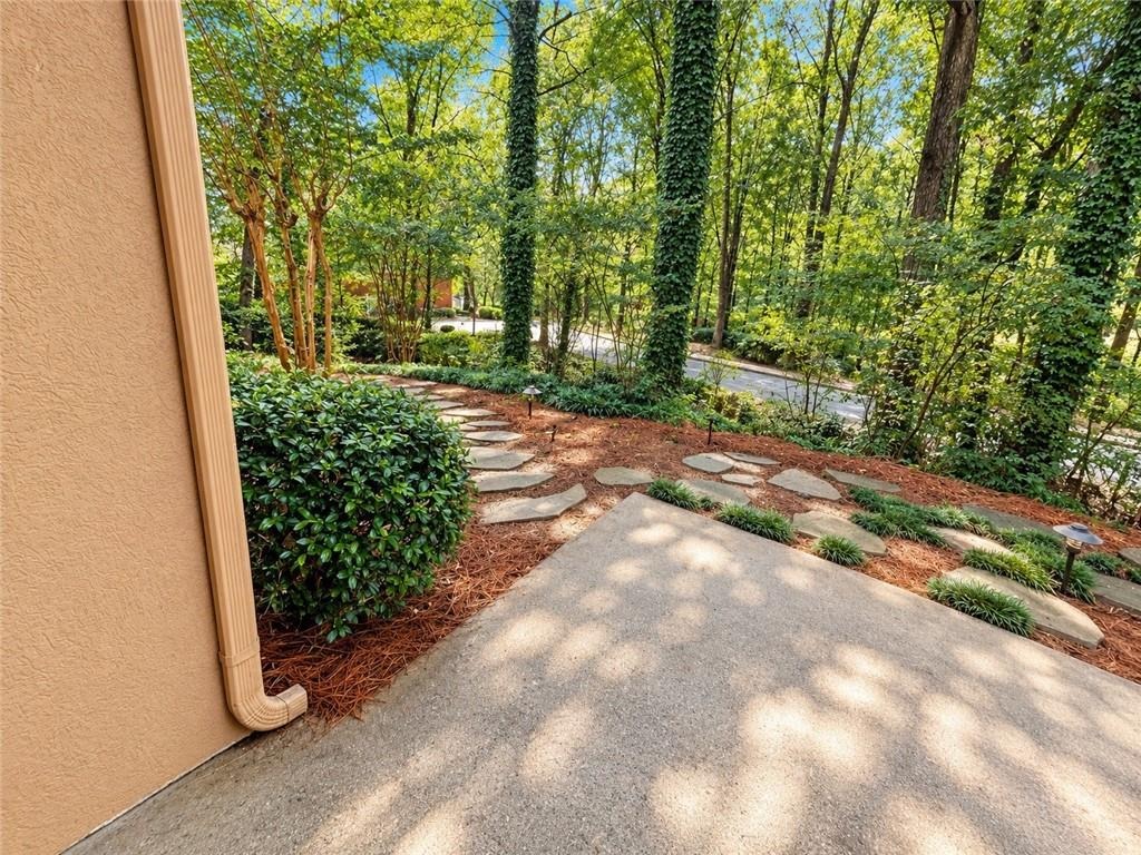 Sweetwater Trce, Roswell, GA 30076