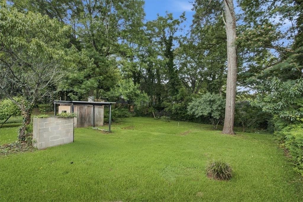 East Dr, Decatur, GA 30032