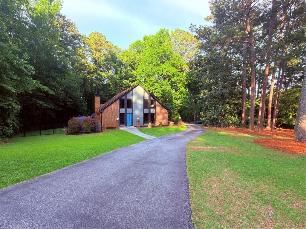 Saint Tropez Way, Sandy Springs, GA 30350