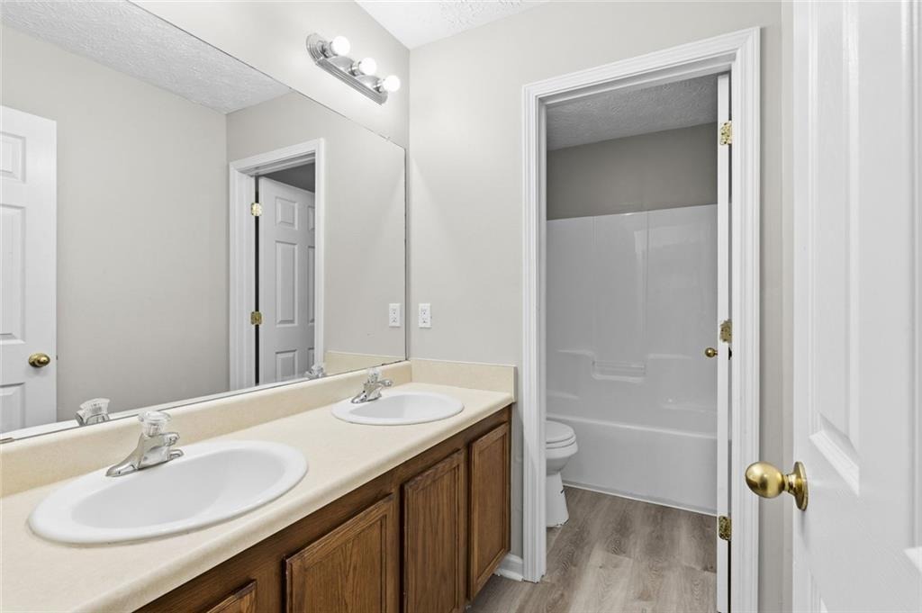 Mesa Rd, Mcdonough, GA 30253