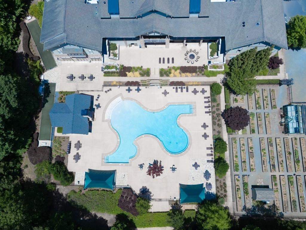 Larkspur Dr, Canton, GA 30114
