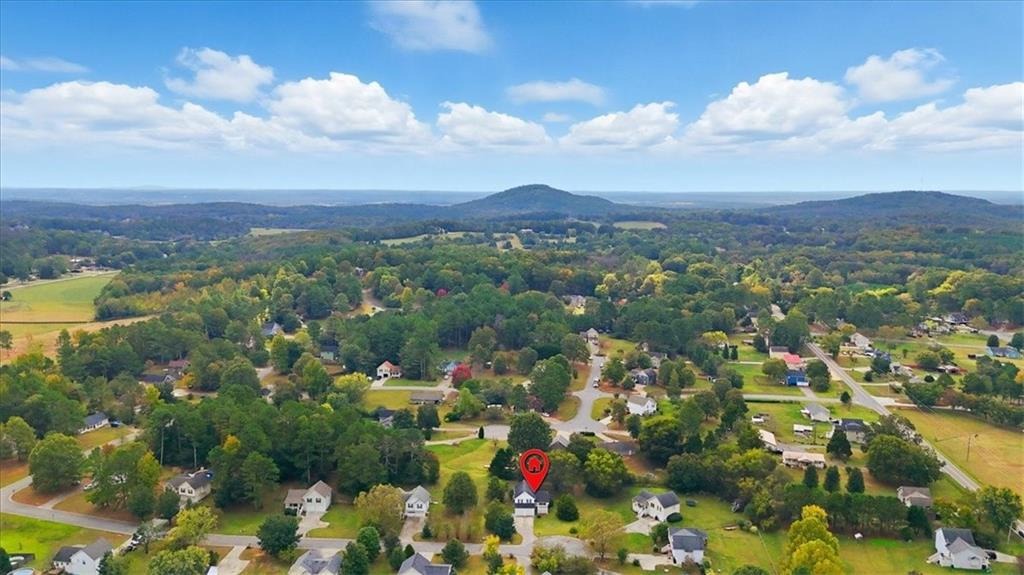 Rubie Ln, Cartersville, GA 30120
