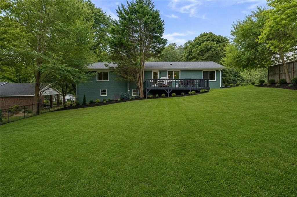 Lake Dr, Smyrna, GA 30082