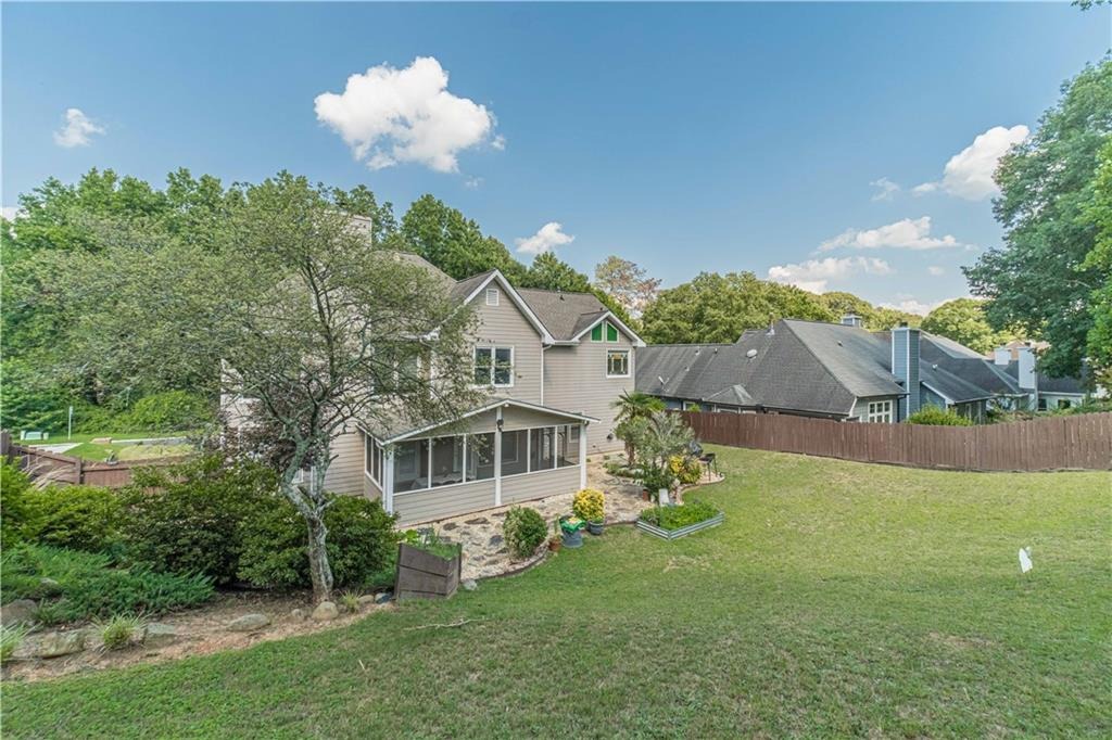 Hadaway Trl, Lawrenceville, GA 30043
