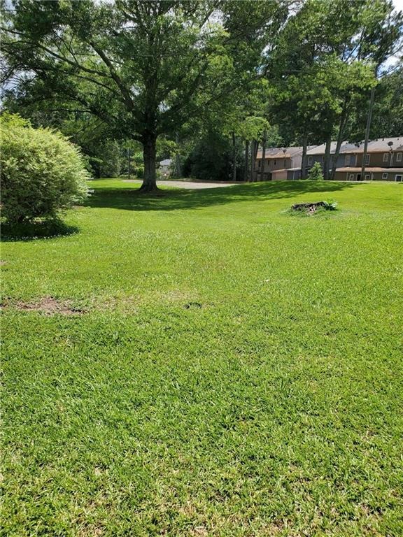 Kings Gate Cir, Snellville, GA 30078