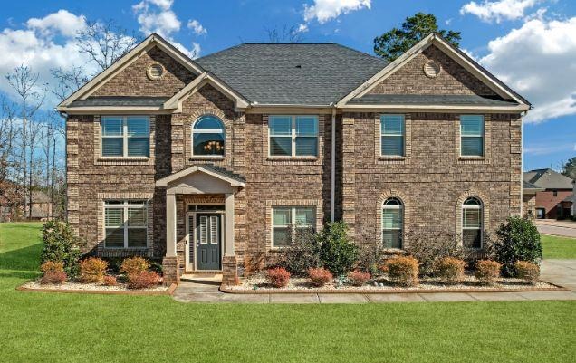 Cloister Cir, Hampton, GA 30228