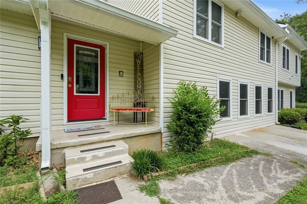 Springtree Ct, Lithonia, GA 30038 #1