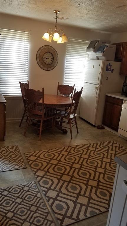 Lee Ct, Kennesaw, GA 30144