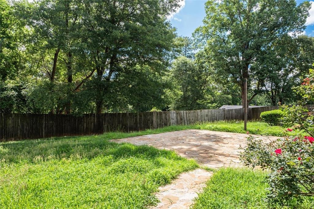 Yucca Dr, Decatur, GA 30032