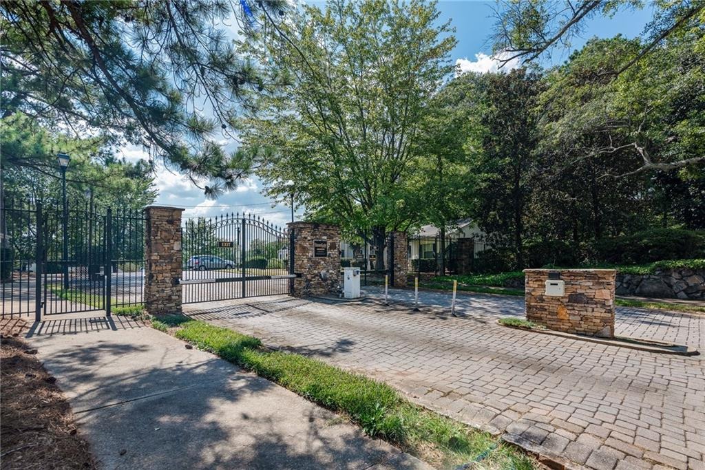 Stone Gate Ln, Atlanta, GA 30317 #1