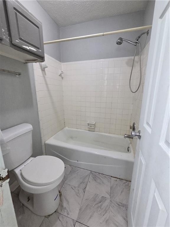 Trent Walk Dr, Lithonia, GA 30038