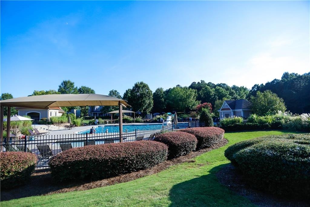 Village Field Ct, Suwanee, GA 30024