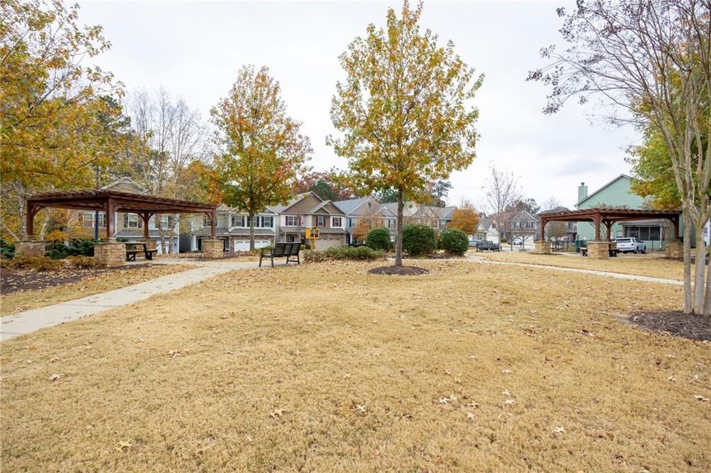 Pineglen Dr, Acworth, GA 30102