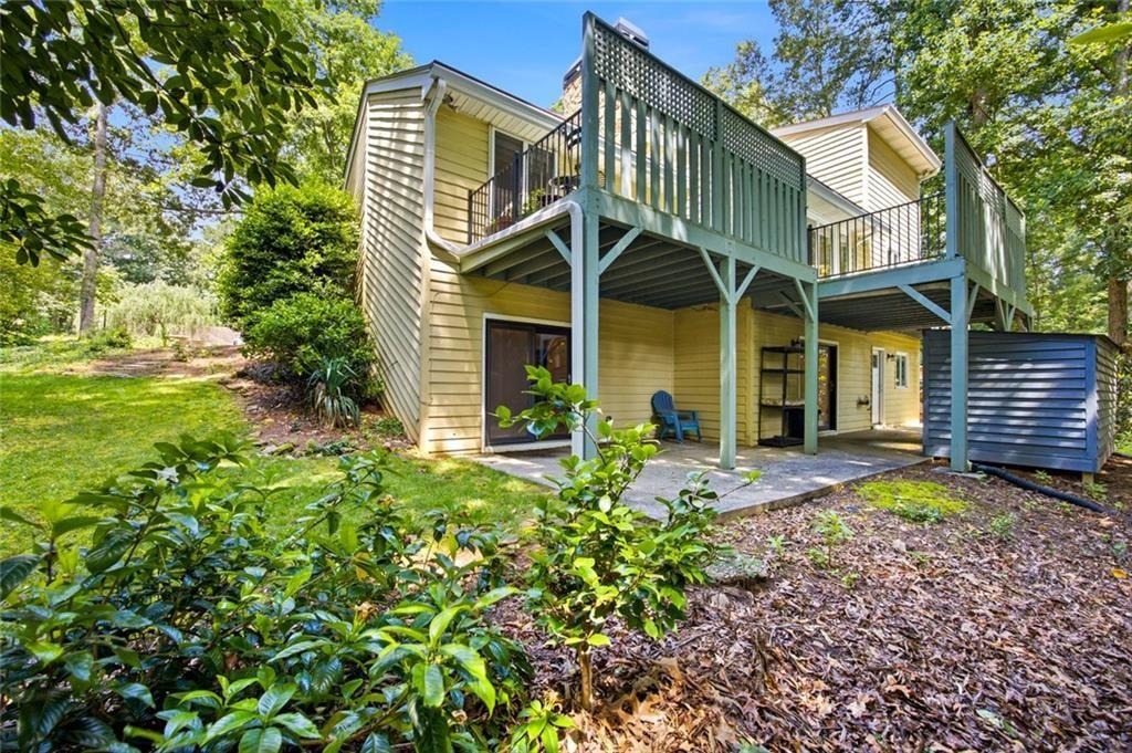Ascot Ln, Roswell, GA 30076